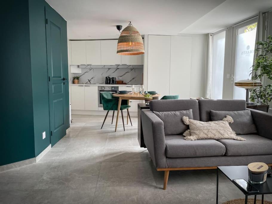 Suite Luxueuse Jacuzzi Suite Amantis By Noma Saint-Chamond Exteriör bild